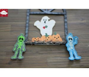 Stickserie - Happy Skulls inkl. Anhänger